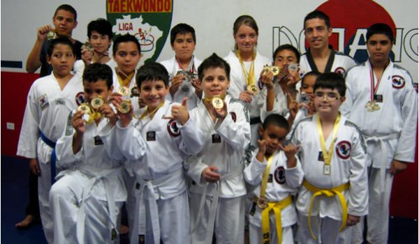 Equipe de Taekwondo de Itu conquista bons resultados em Sorocaba
