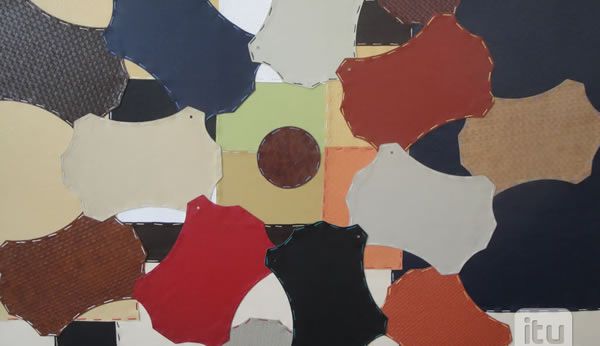 Quadros de Arte Contemporânea estão expostos na Casa da Cultura