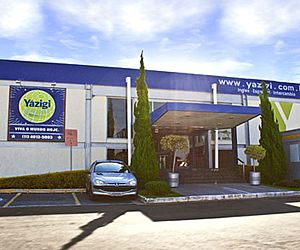 Yázigi Internexus abre vaga para recepcionista