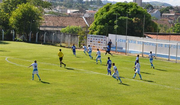 Estádio Souza Lima é reaberto após reforma
