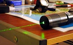 Surge a internet rápida com canetas laser