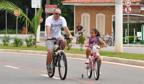 "Vida em Movimento" tem oficina de artesanato neste domingo
