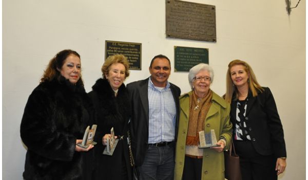 Emoção marca comemoração dos 80 anos da Escola "Regente Feijó