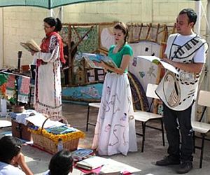 Programa Reinações faz apresentação no Bazar do Clube de Mães de Itu