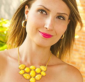 Luci Márcia Art Gold divulga produtos da coleção Verão 2013