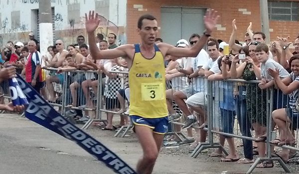 Marílson Gomes dos Santos vence a Volta Pedestre "Cidade de Itu"