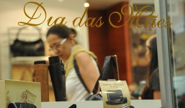 Comércio espera aumento de até 6% nas vendas do Dia das Mães