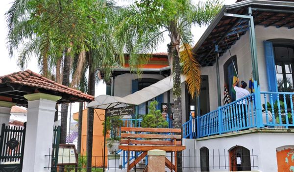 Sede da Secretaria de Turismo recebe nova pintura