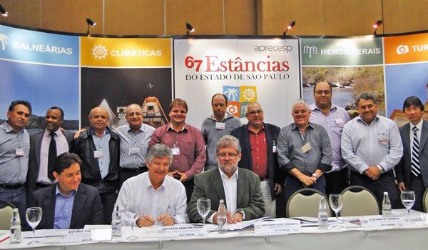 Prefeito de Itu participa de reunião da Aprecesp
