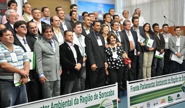Porto Feliz participa de reunião da Frente Parlamentar Ambiental