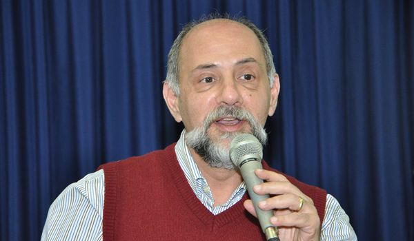 Colégio Anglo recebe palestra de professor da Politécnica da USP