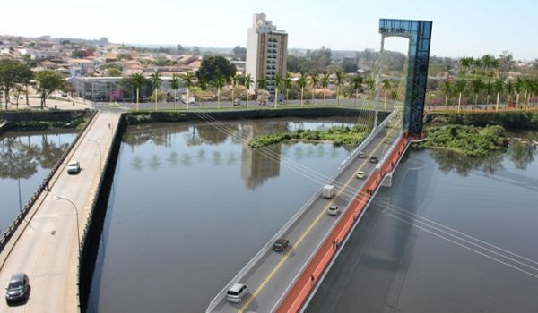 Trânsito de carretas durante as obras da Ponte Estaiada será proibido
