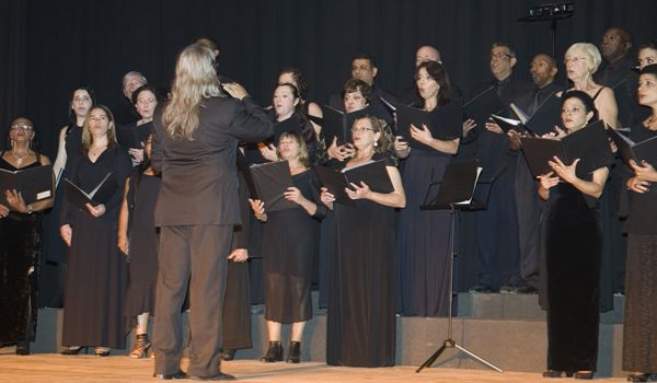 Salto sedia XVI Encontro de Corais neste fim de semana
