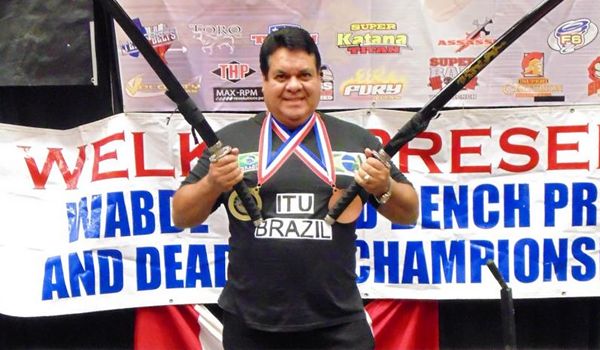 Serafim Rocha vence o Campeonato Mundial de Powerlifting