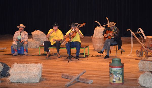 Desafio de Cururu acontece na Sala Palma de Ouro