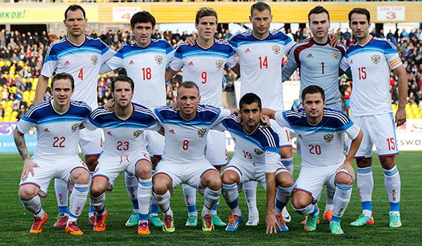 Seleção russa de futebol desembarca no Brasil dia 8 de junho