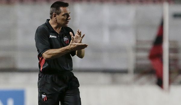Técnico Doriva deixa o Ituano e assina com o Atlético Paranaense