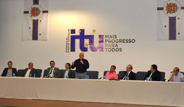Reunião da Confederação Nacional dos Municípios ocorre em Itu