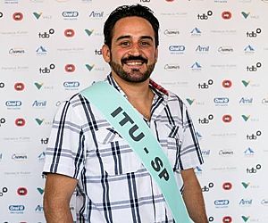 Itu é representada em evento de premiação de dentistas voluntários 