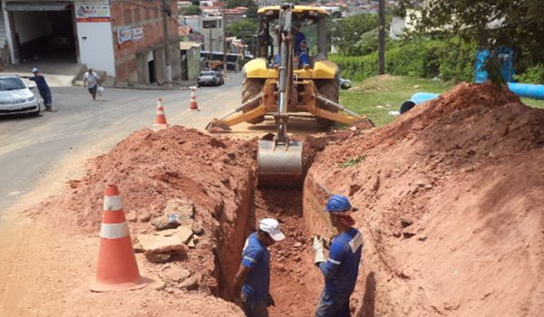 Chuvas dificultam andamento de obras da adutora Mombaça