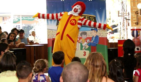 Plaza Shopping Itu recebe show gratuito de Ronald McDonald