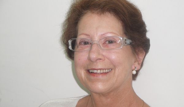 Artista plástica Maria Célia Bombana falece em Itu aos 76 anos