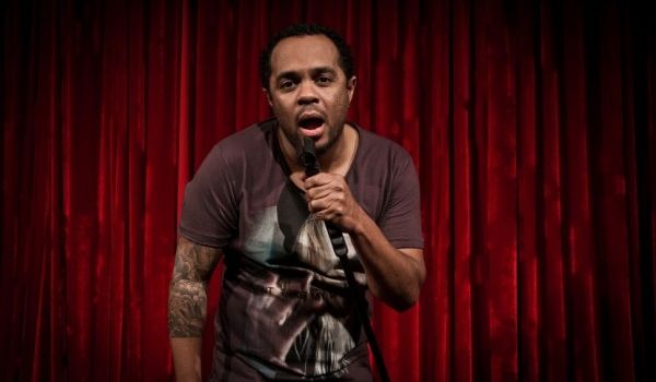 "Terça Comedy" do Santo Antonio Botequim terá Marcelo Marrom