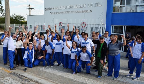Atletas de Itu embarcam para os Jogos Regionais do Idoso