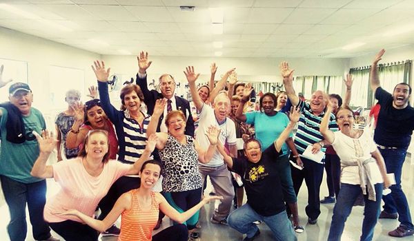Grupo da Melhor Idade fará flash mob no Plaza Shopping Itu