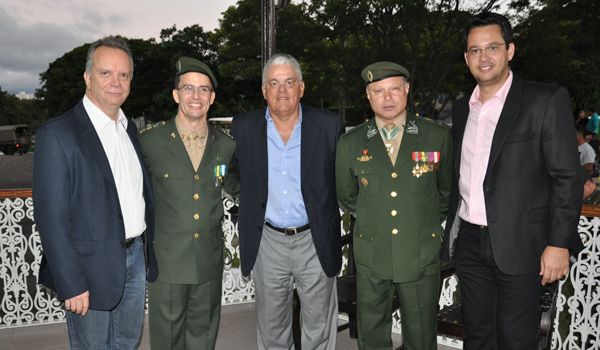 Tenente coronel Erb Lyra Leal assume comando do Regimento Deodoro