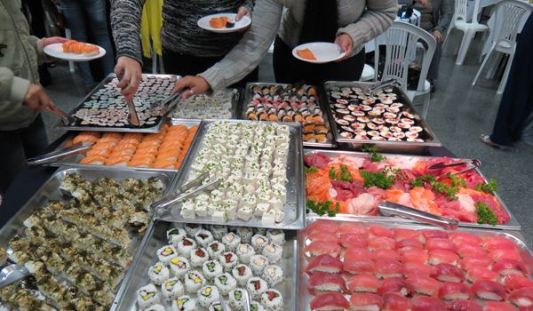Parque Maeda realiza nova edição da "Noite do Sushi" no dia 2 de abril