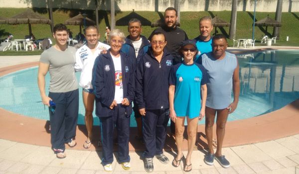 Equipe de natação ituana participa de torneios estaduais  