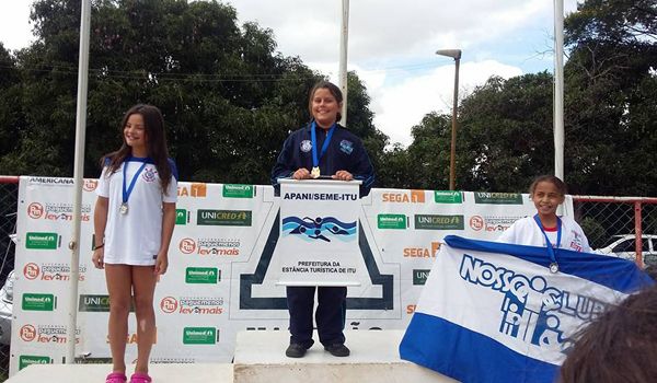 Ituanos participam de torneios estaduais de natação