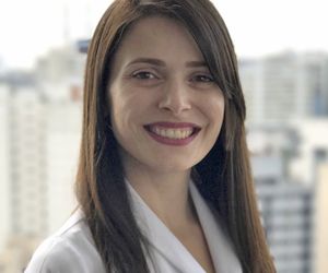 Mobilidade durante o trabalho de parto alivia dores das contrações