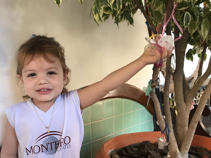 Projeto do Colégio Monteiro Lobato estimula retirada de chupetas