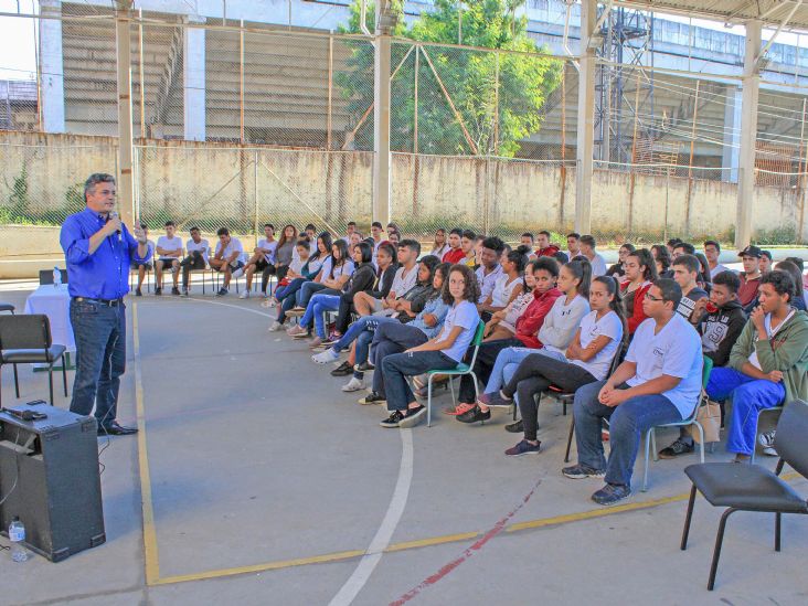 Mais duas escolas recebem o "Roda Jovem" 