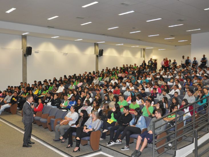 Palestra sobre trânsito lota auditório da Prefeitura de Itu