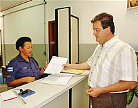 Saae de Itu protocola documento no Ministério