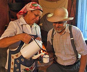 Conheça a Casa do Timóteo na Fazenda do Chocolate